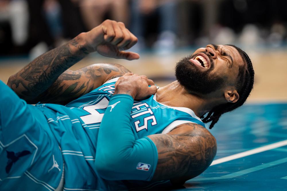 中脱颖而出 中脱颖而出